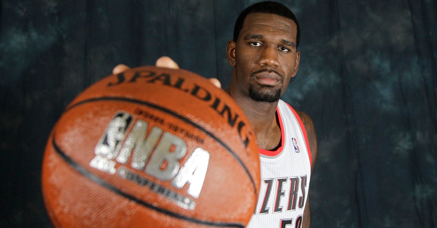 Greg Oden болт. Карточки НБА Грег одэн.