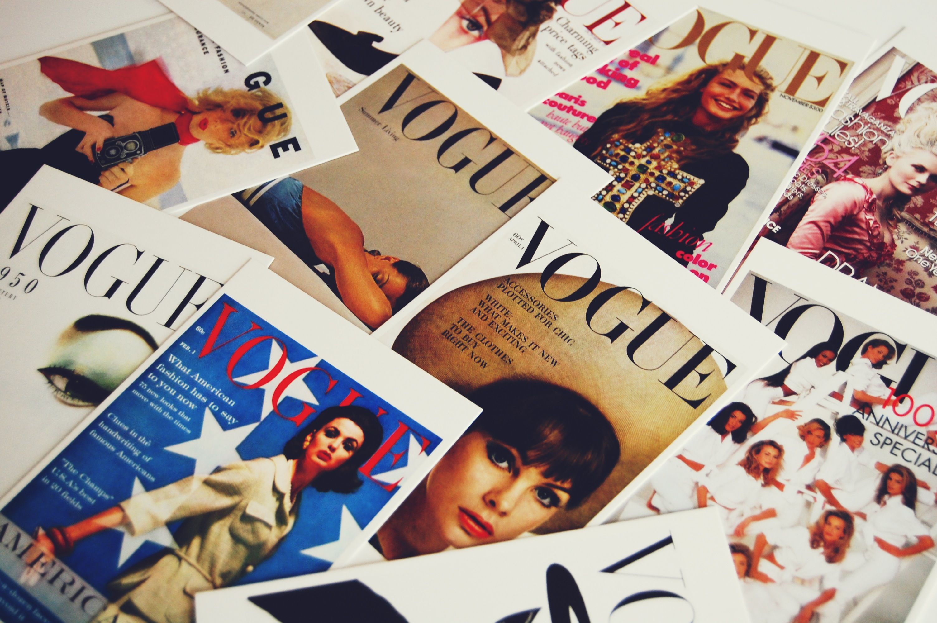 11 Famous Artists Who Created Gorgeous Vogue Covers