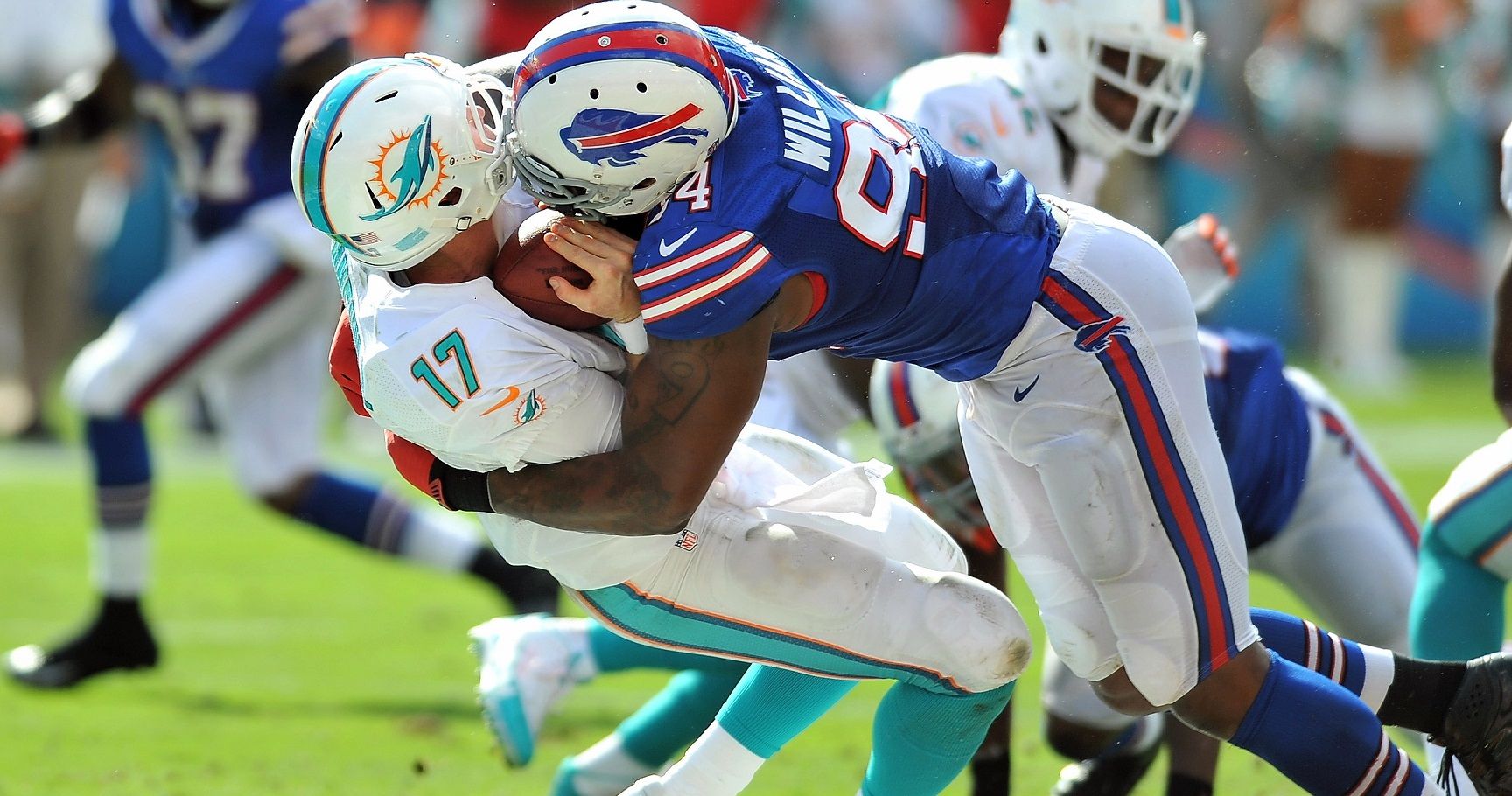 the-nfl-s-10-highest-paid-defensive-ends-of-2014-therichest
