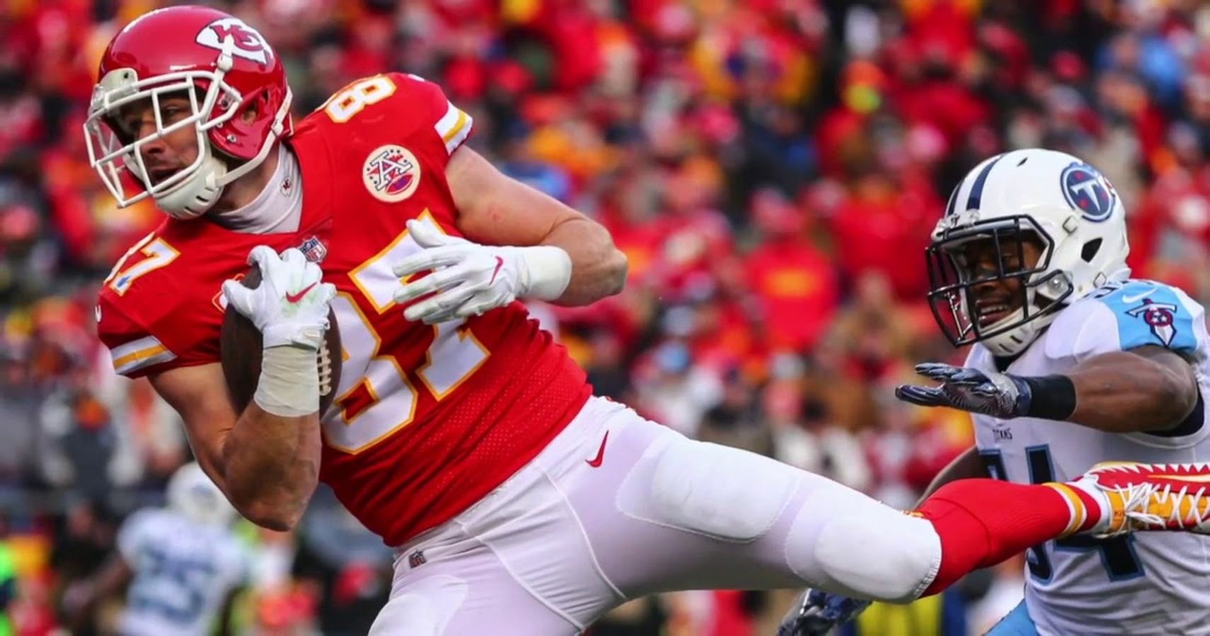 Travis Kelce Signs FourYear, 57.25 Million Extension With Kansas City
