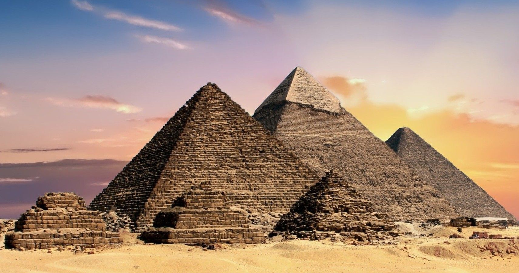 Today's Cost To Build The Pyramids Of Giza Explained