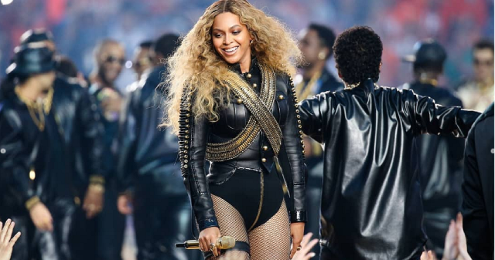 The Richest Super Bowl 2022 Halftime Show Performers Ranked From