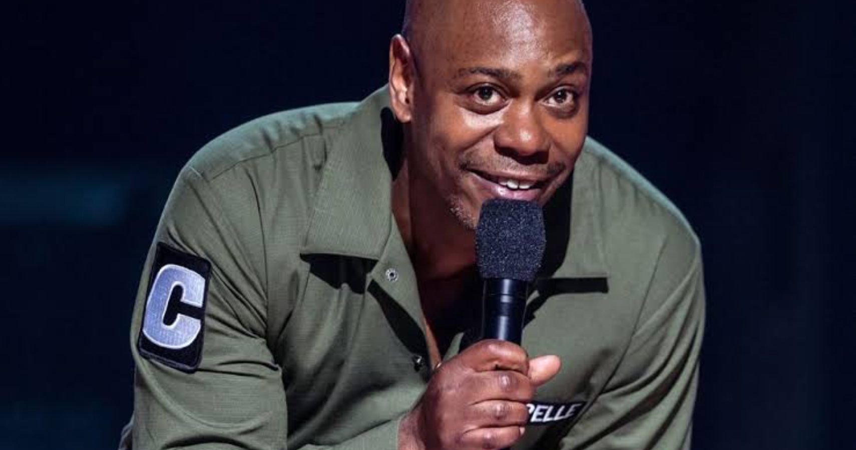 Stand-up Comedian Dave Chappelle Received $25K Worth Of Diamond & Gold Chain From Trae Tha Truth