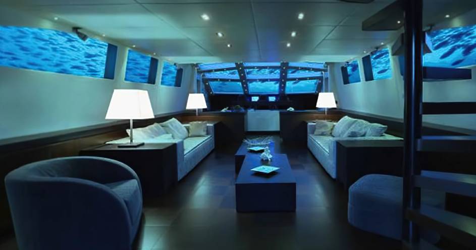 โรงแรมที่แพงที่สุดในโลก : Lover's Deep Luxury Submarine