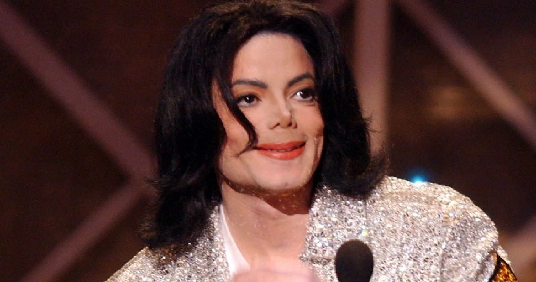 Michael Jackson’s Music Catalog To Sell For 800900 Million