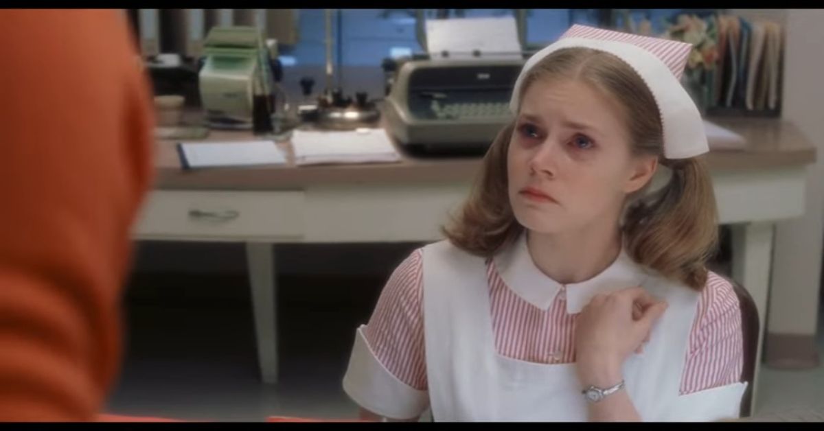 These Are The Highest-Grossing Amy Adams Movies - Amy Adams In Catch Me If You Can