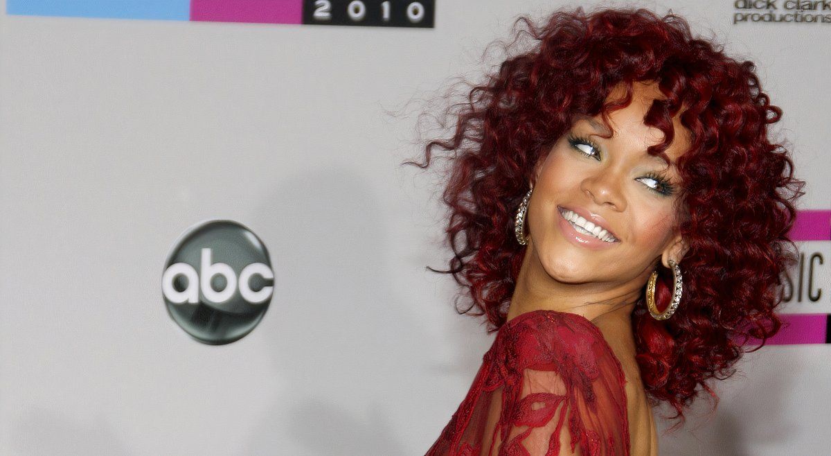 RIhanna Posing